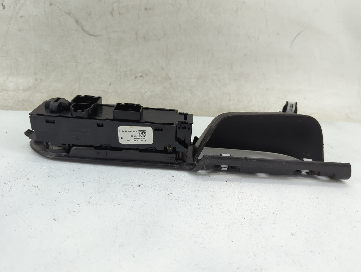 2013-2019 Ford Escape Master Power Window Switch Replacement Driver Side Left P/N:BM5T-14A132-AB Fits OEM Used Auto Parts - 