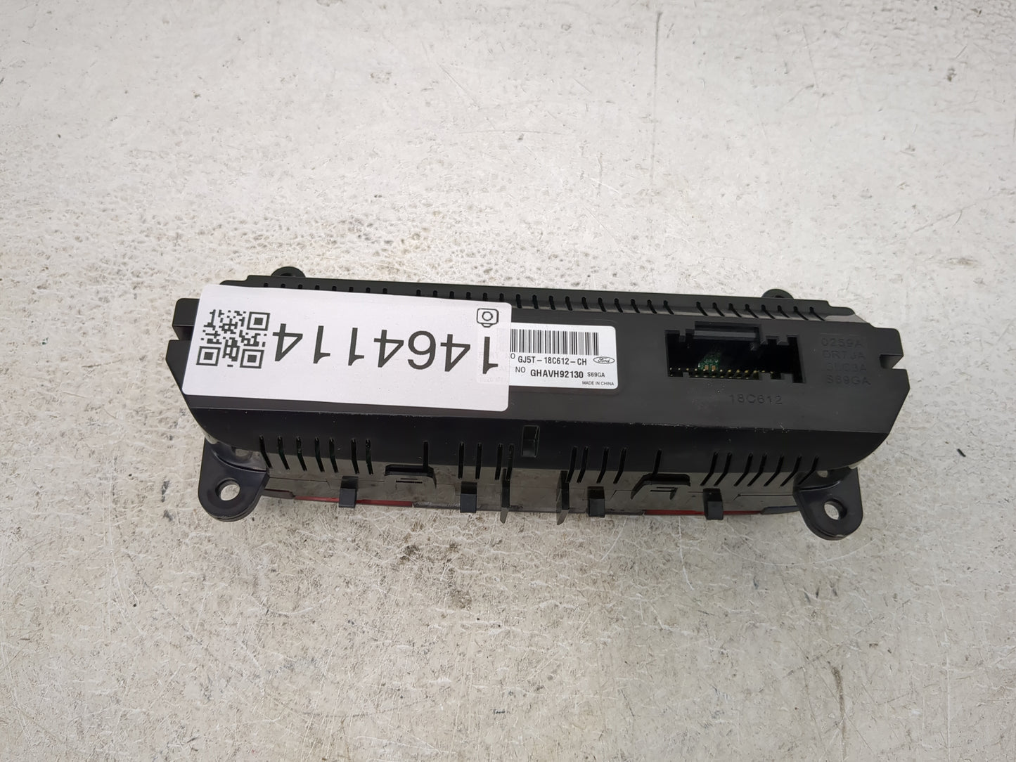 2018-2019 Ford Escape Climate Control Module Temperature AC/Heater Replacement P/N:GJ5T-18C612-CH Fits Fits 2018 2019 OEM Us