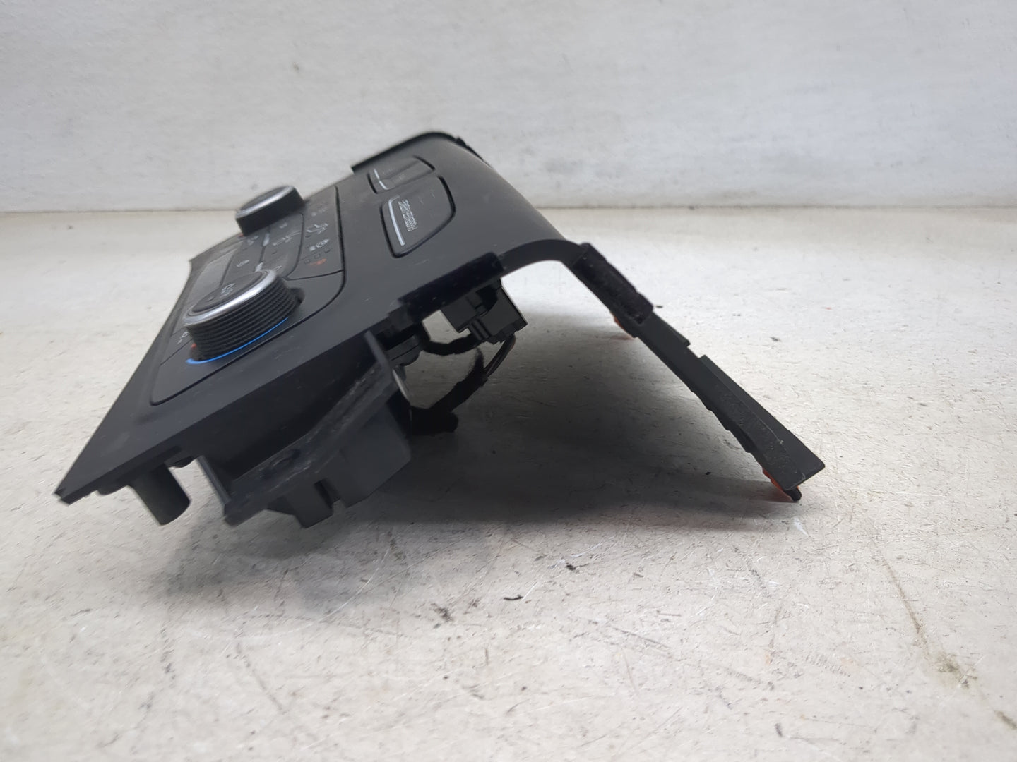 2018-2019 Ford Escape Climate Control Module Temperature AC/Heater Replacement P/N:GJ5T-18C612-CJ Fits Fits 2018 2019 OEM Us