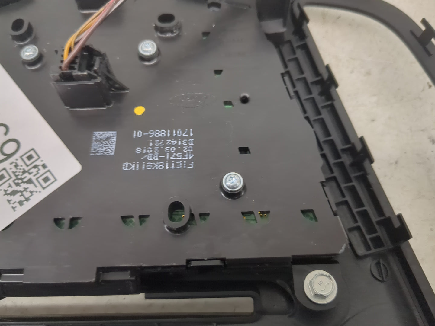 2017-2019 Ford Escape Radio Control Panel 1467469 - Oemusedautoparts1.com