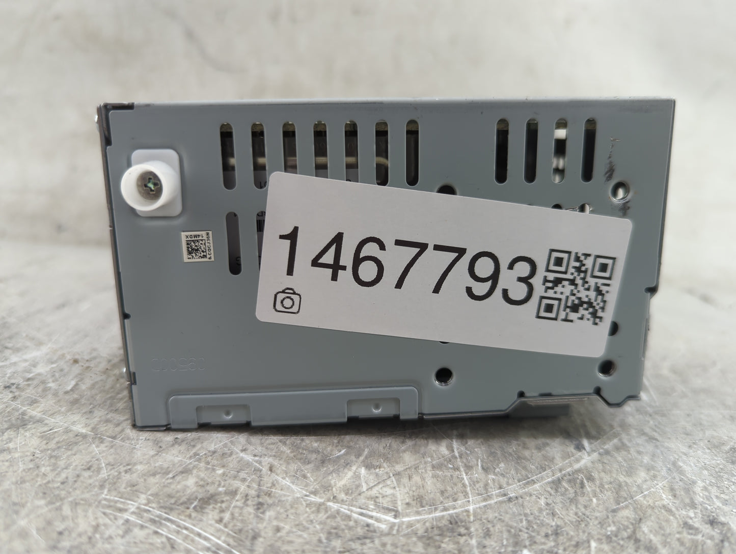 2017-2019 Ford Escape Radio AM FM Cd Player Receiver Replacement P/N:CQ-CJ36N14MD GJ5T-19C107-BE Fits Fits 2017 2018 2019 OE
