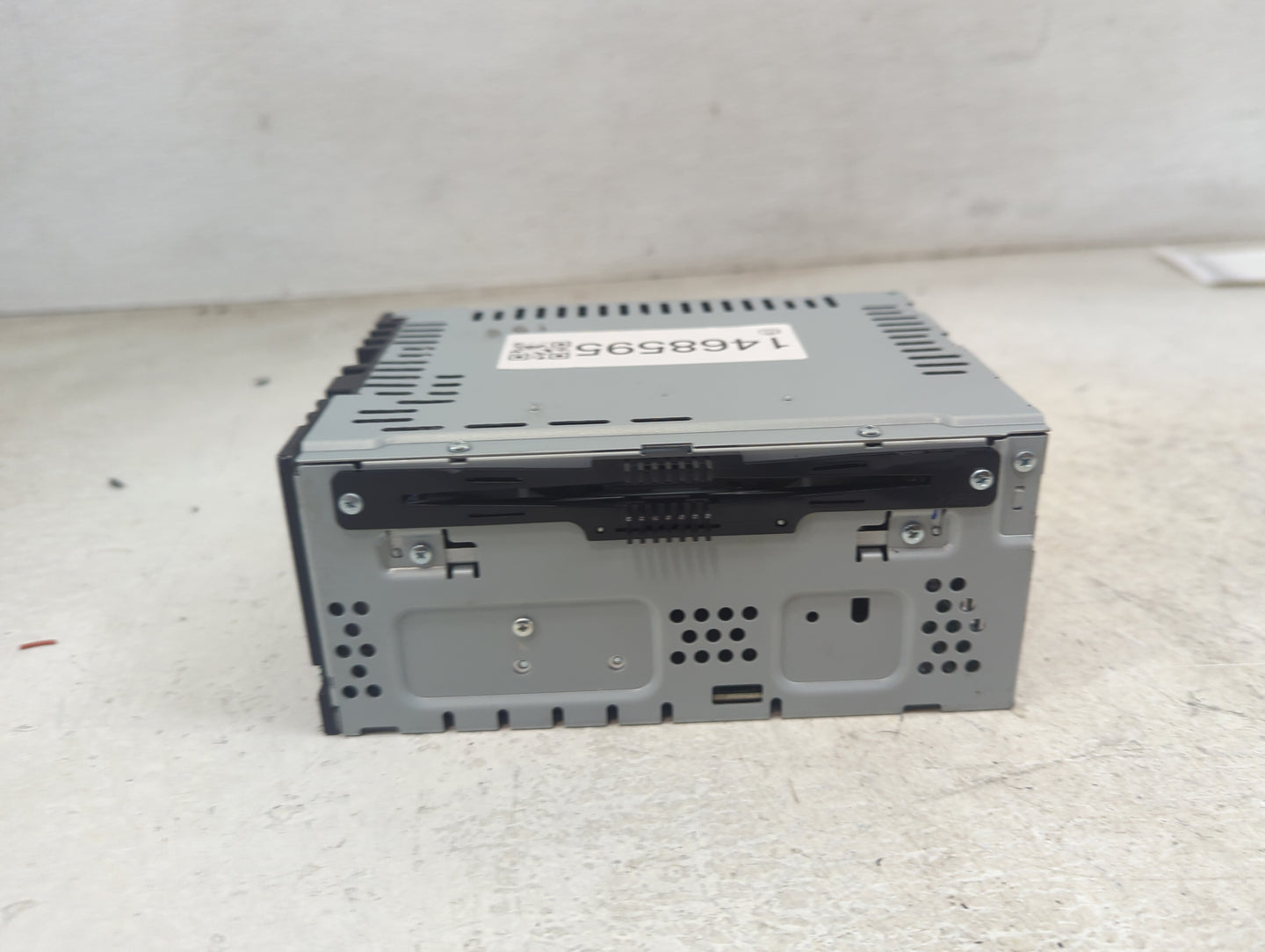 2017-2019 Ford Escape Radio AM FM Cd Player Receiver Replacement P/N:GJ5T-19C107-DD GJ5T-19C107-AE Fits Fits 2017 2018 2019 