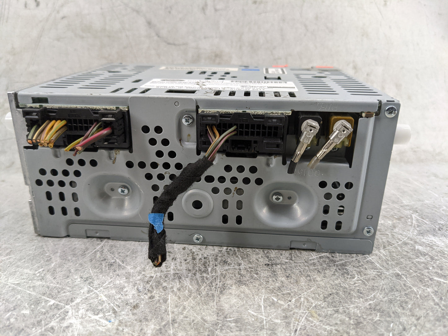 2015-2019 Ford Escape Radio AM FM Cd Player Receiver Replacement P/N:CQ-CJ36N14MD GJ5T-19C107-BE Fits OEM Used Auto Parts - 