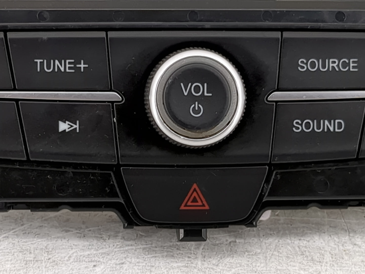 2017-2019 Ford Escape Radio Control Panel 1469461 - Oemusedautoparts1.com