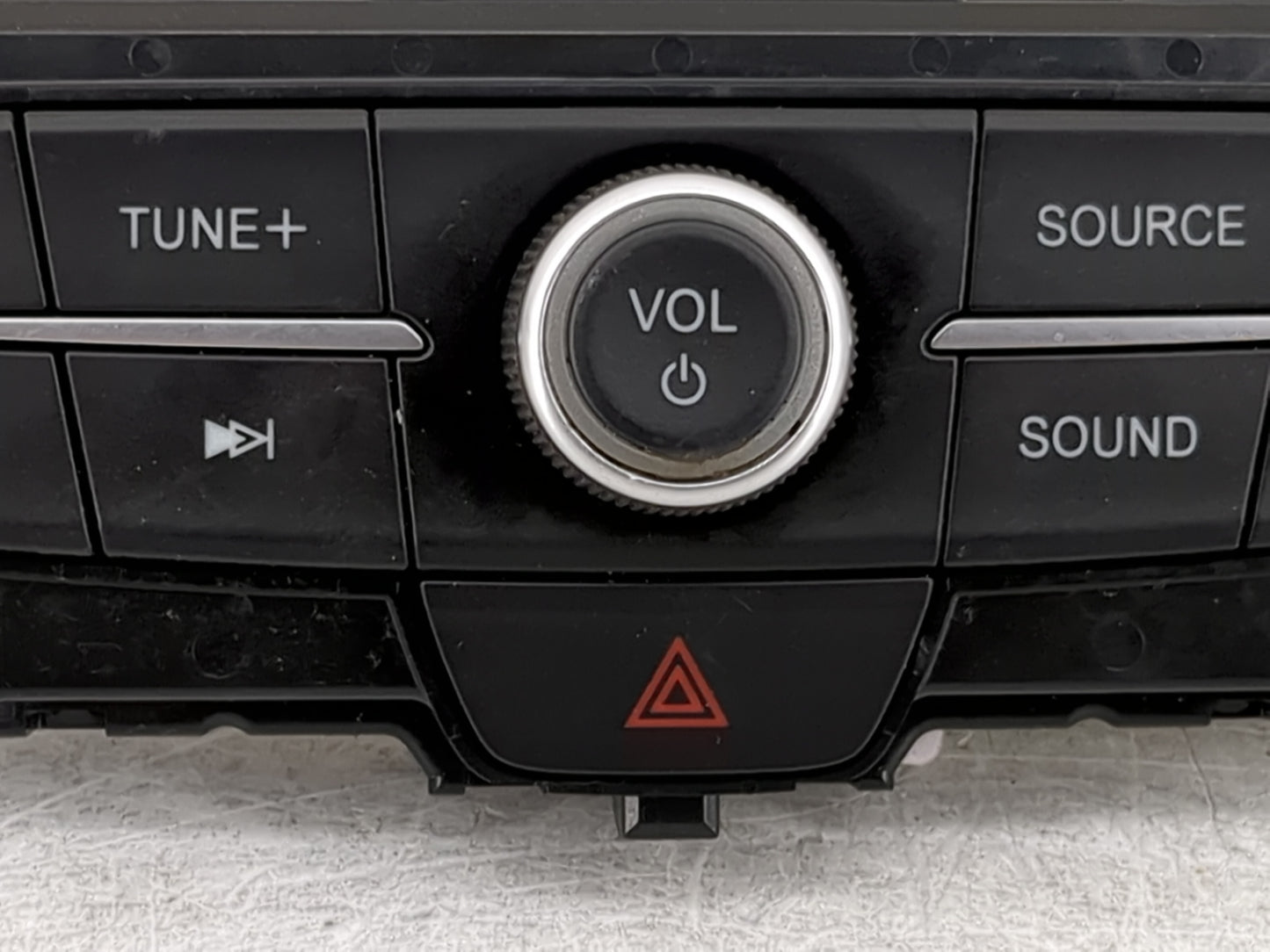 2017-2019 Ford Escape Radio Control Panel 1469461 - Oemusedautoparts1.com
