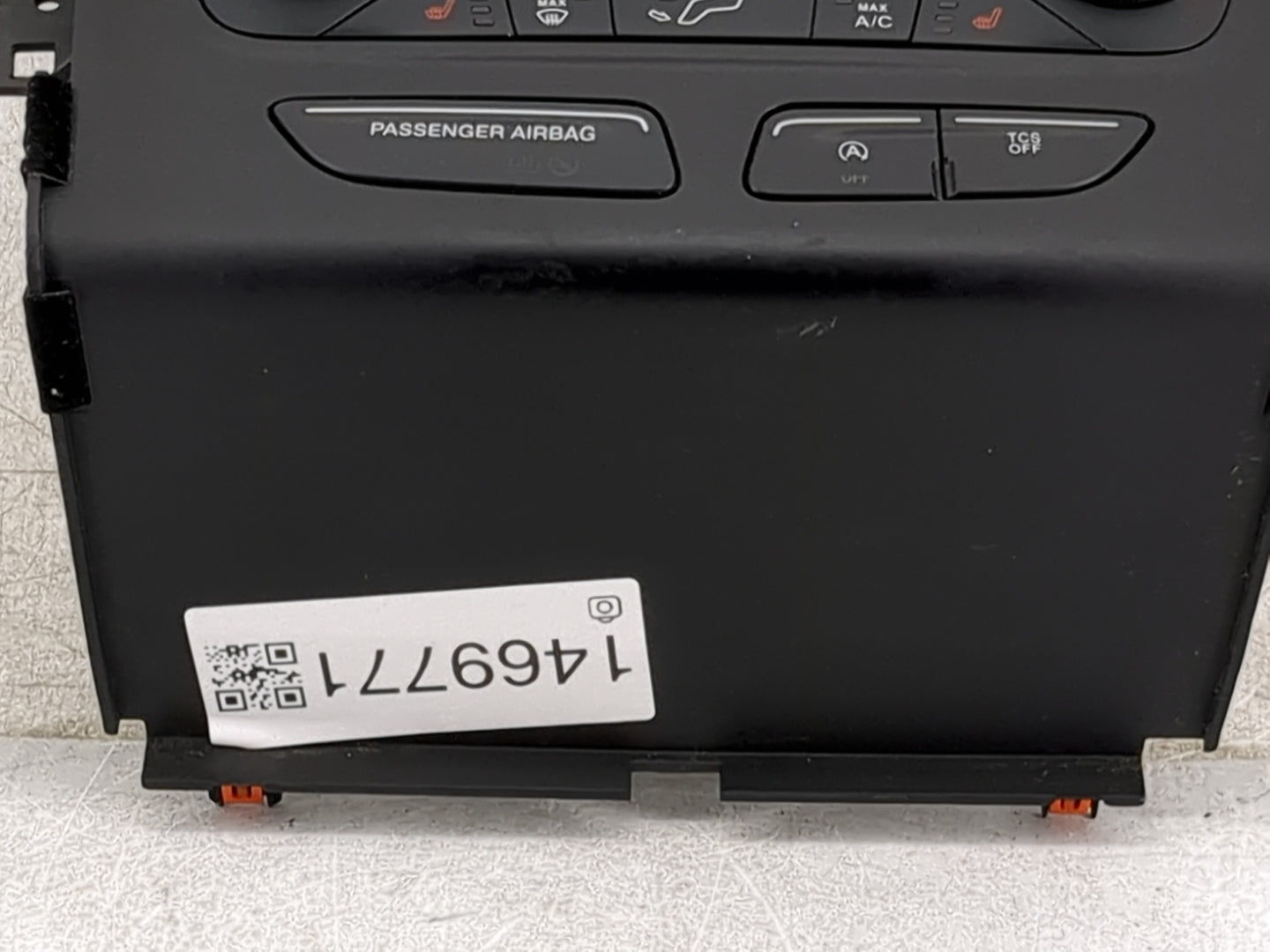 2018-2019 Ford Escape Climate Control Module Temperature AC/Heater Replacement P/N:GJ5T-18C612-CJ Fits Fits 2018 2019 OEM Us