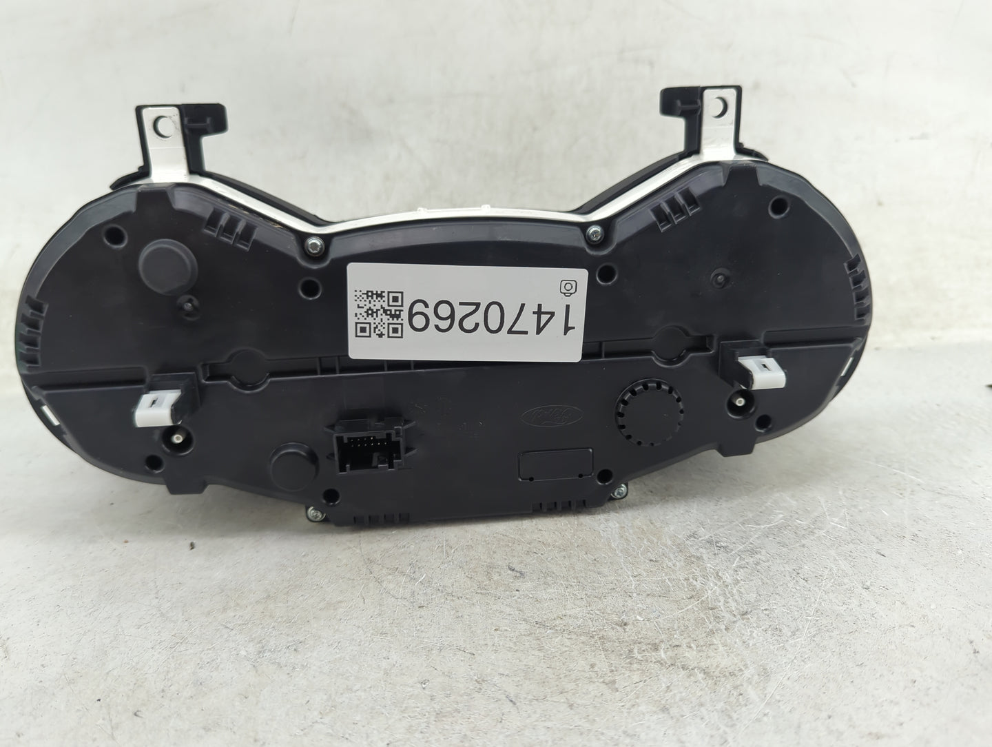 2018 Ford Escape Instrument Cluster Speedometer Gauges P/N:JJ5T-10849 JJ5T-10849-TB, VPCL8F-10894-B Miles:89K Fits OEM Used 