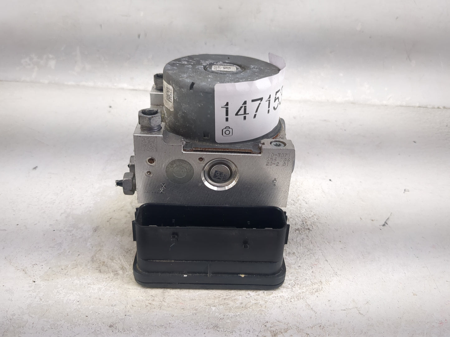 2017-2019 Ford Escape ABS Pump Control Module Replacement P/N:GV61-2C405-CJ Fits Fits 2017 2018 2019 OEM Used Auto Parts - O