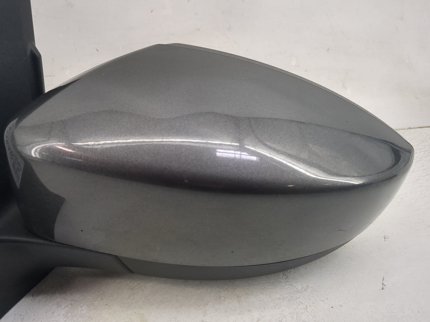 2017-2019 Ford Escape Driver Side View Mirror - Left Door Mirror OEM Used - Oemusedautoparts1.com