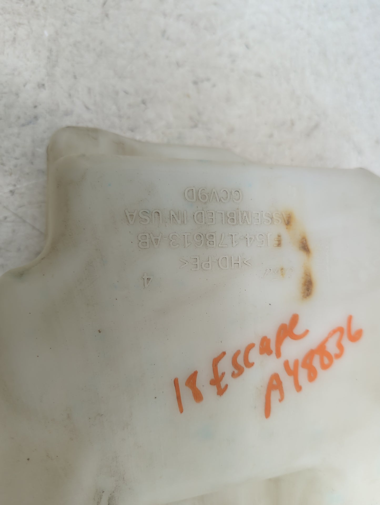 2015-2019 Ford Escape Windshield Washer Fluid Reservoir Bottle Oem 1474185 - Oemusedautoparts1.com