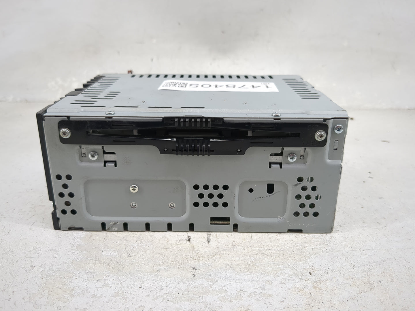 2015-2019 Ford Escape Radio AM FM Cd Player Receiver Replacement P/N:CQ-CJ36N24MC CJ5T-19C107-GA Fits OEM Used Auto Parts - 