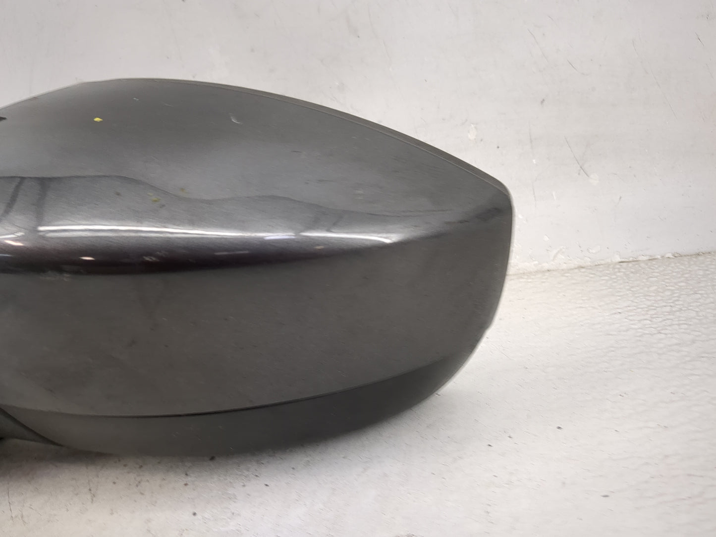 2017-2019 Ford Escape Driver Side View Mirror - Left Door Mirror OEM Used - Oemusedautoparts1.com