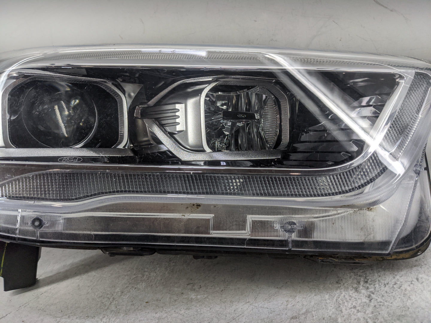 2018 Ford Escape Driver Left Oem Head Light Headlight Lamp Black - Oemusedautoparts1.com