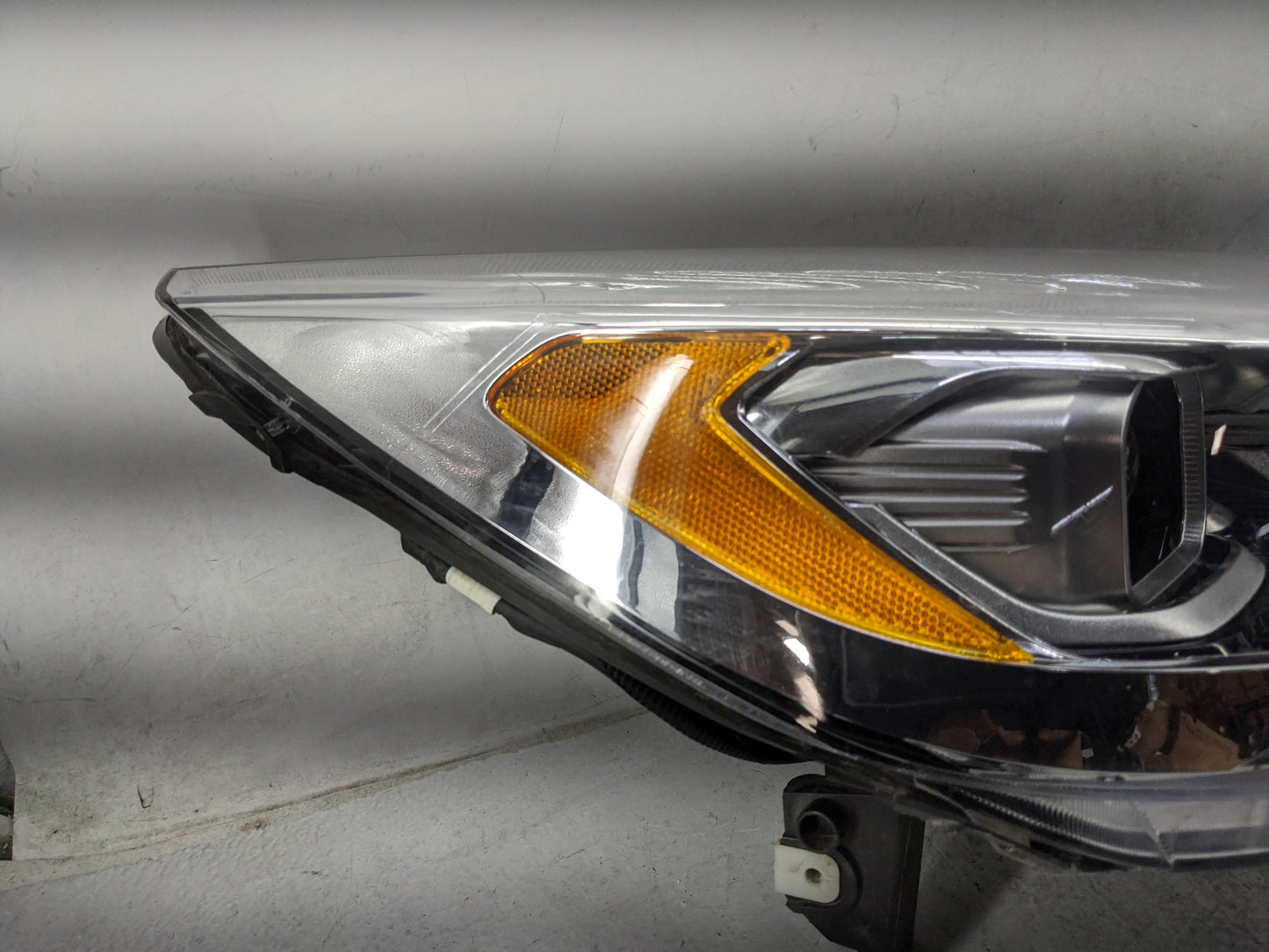 2018 Ford Escape Driver Left Oem Head Light Headlight Lamp Black - Oemusedautoparts1.com