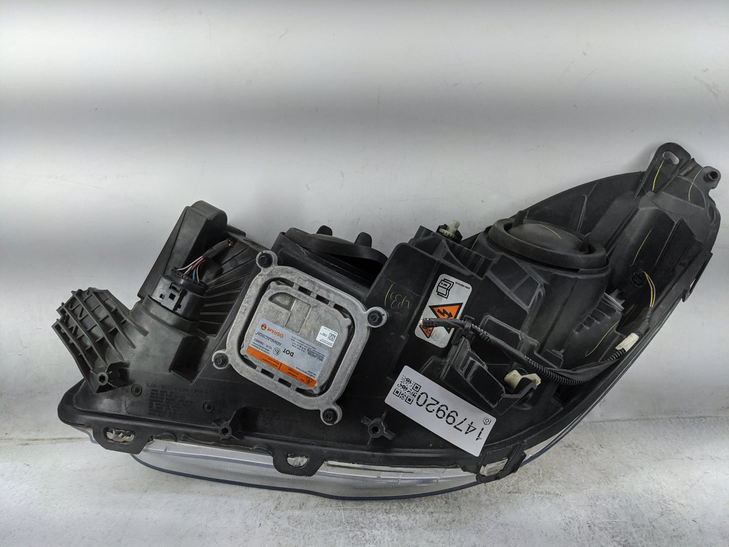 2018 Ford Escape Driver Left Oem Head Light Headlight Lamp Black - Oemusedautoparts1.com