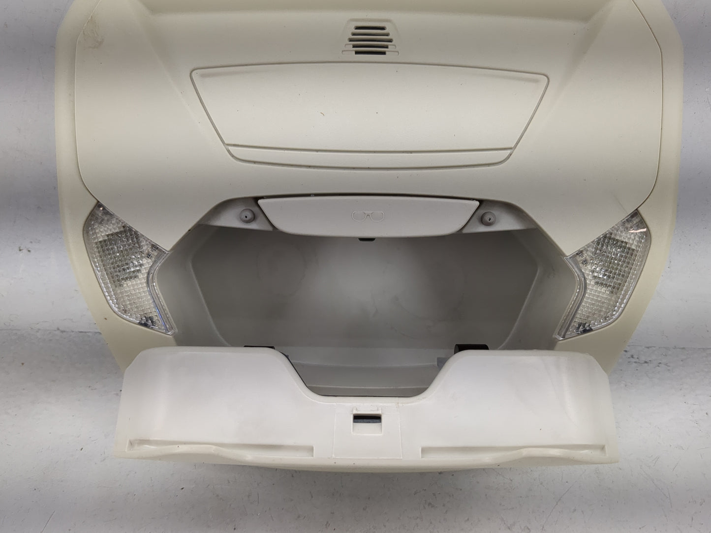 2018 Ford Escape Overhead Roof Console Beige - Oemusedautoparts1.com