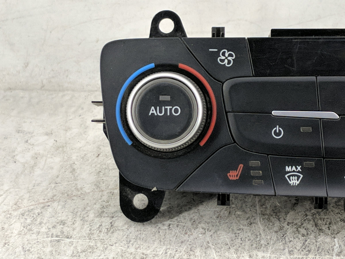 2018-2019 Ford Escape Climate Control Module Temperature AC/Heater Replacement P/N:GJ5T-18C612-CJ Fits Fits 2018 2019 OEM Us