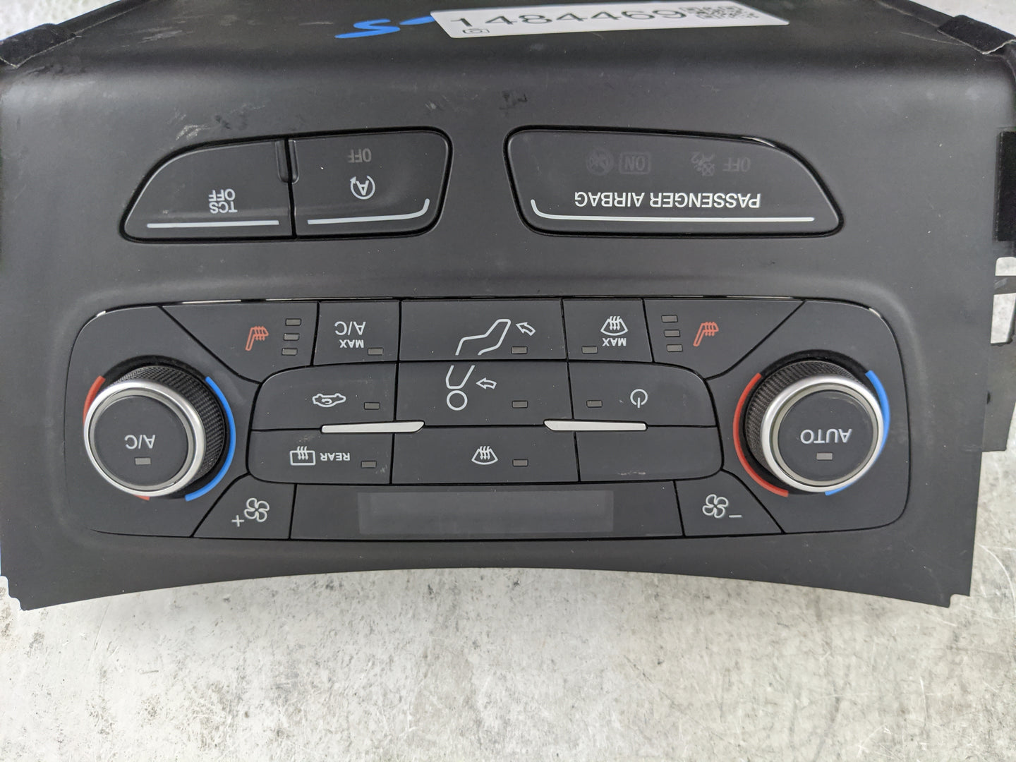 2018-2019 Ford Escape Climate Control Module Temperature AC/Heater Replacement P/N:GJ5T-18C612-CH Fits Fits 2018 2019 OEM Us