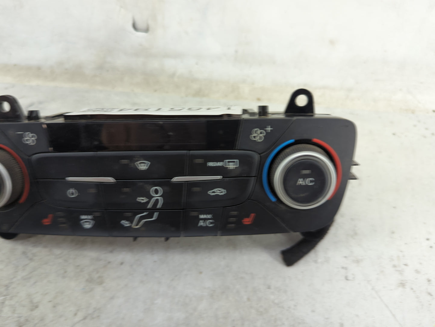2018-2019 Ford Escape Climate Control Module Temperature AC/Heater Replacement P/N:GJ5T-18C612-CJ Fits Fits 2018 2019 OEM Us