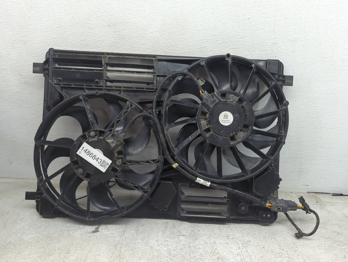 2017-2019 Ford Escape Electric Radiator Cooling Fan Motor Assembly P/N:EJ73-8C607-AG F00HX2G195 Fits Fits 2015 2016 2017 201