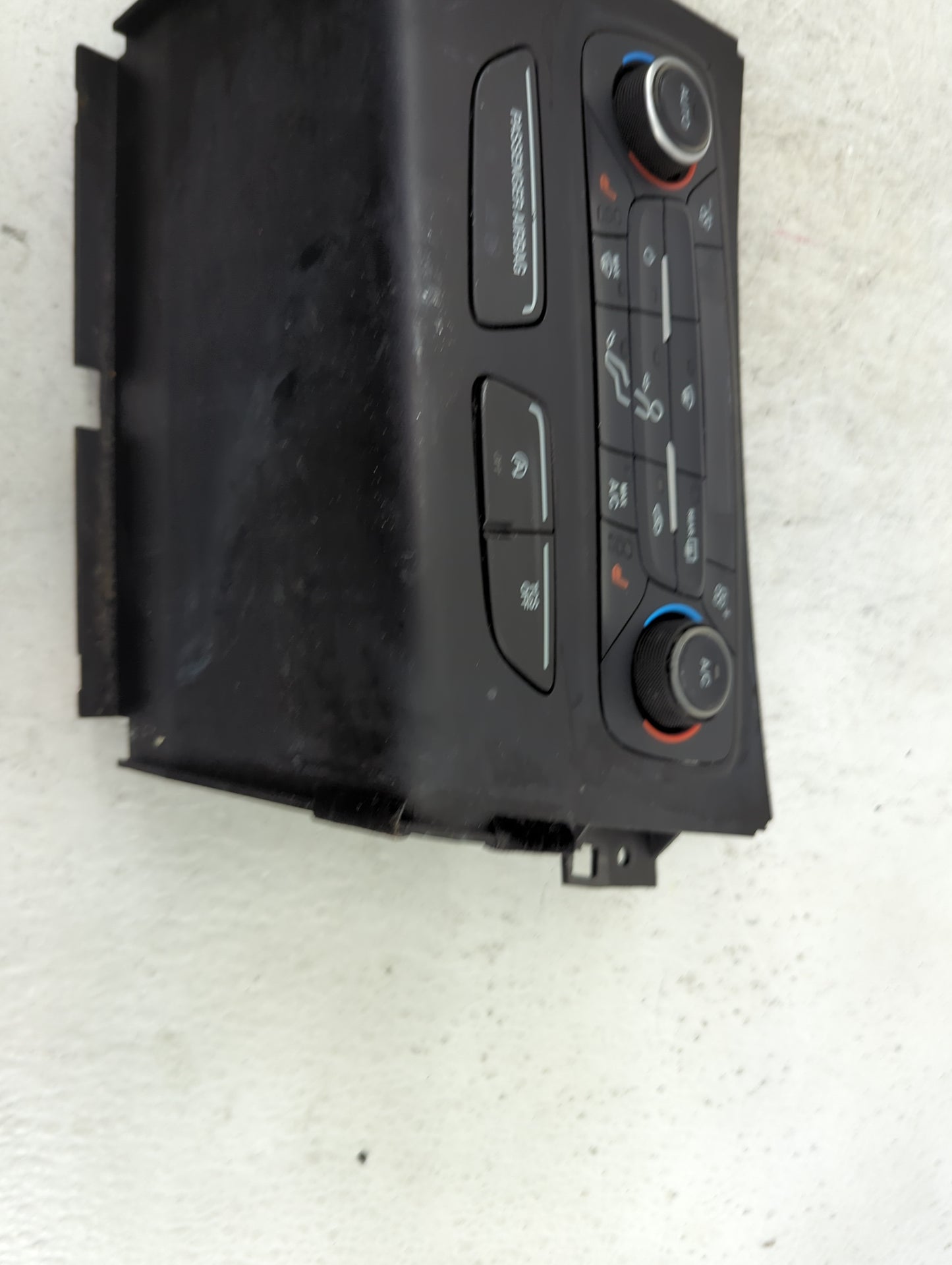 2018-2019 Ford Escape Climate Control Module Temperature AC/Heater Replacement P/N:GJ5T-18C612-CH Fits Fits 2018 2019 OEM Us