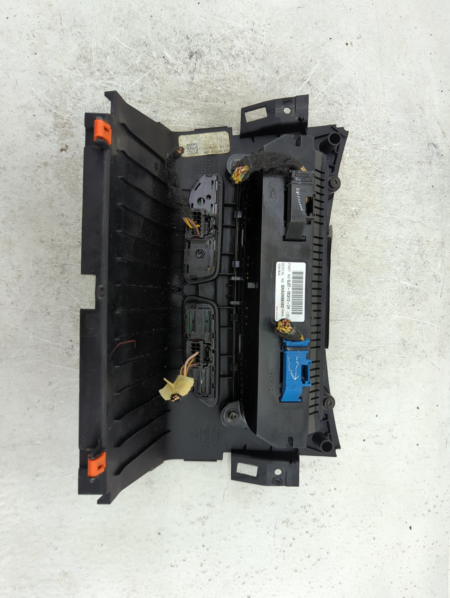 2018-2019 Ford Escape Climate Control Module Temperature AC/Heater Replacement P/N:GJ5T-18C612-CH Fits Fits 2018 2019 OEM Us