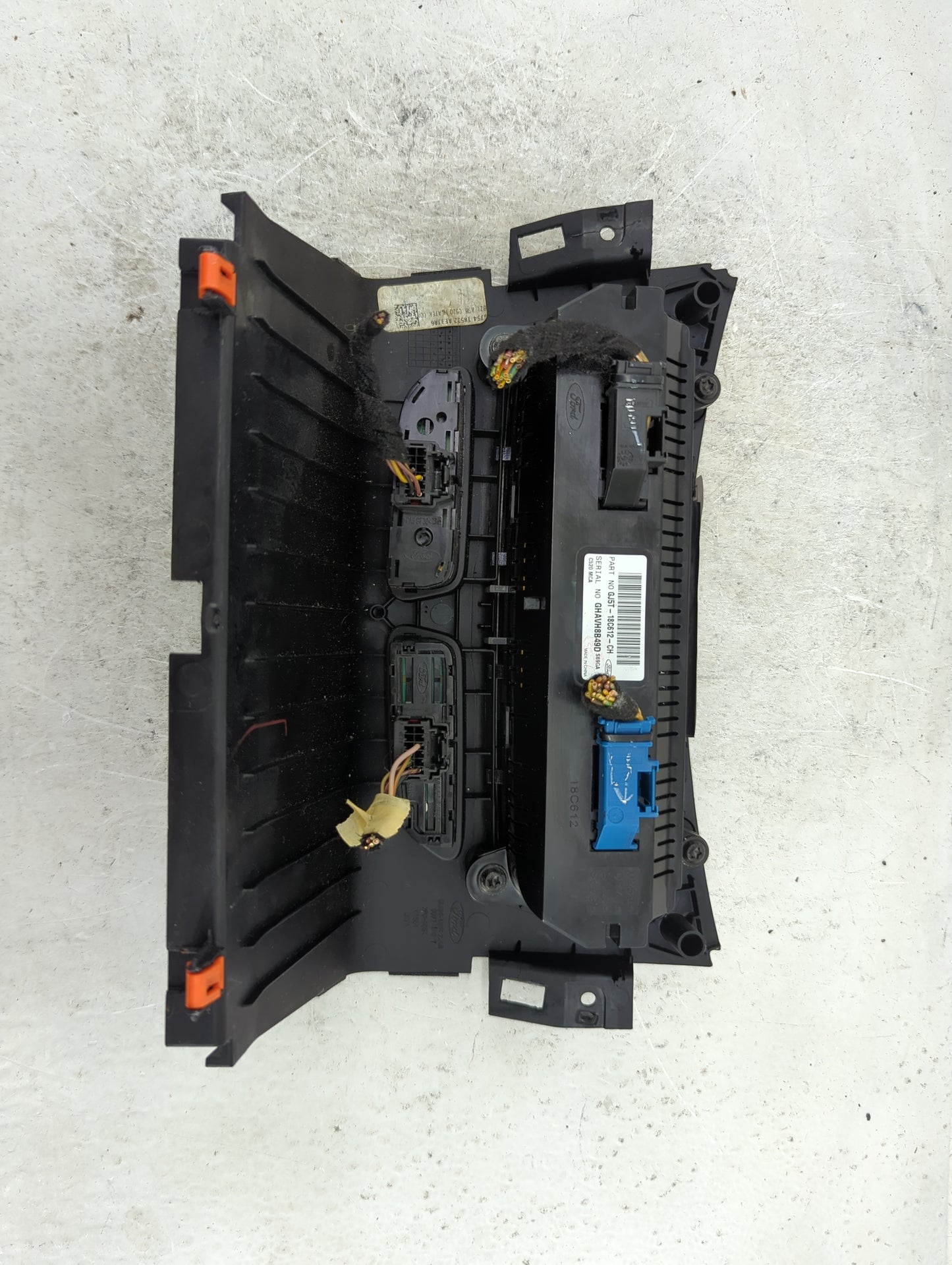 2018-2019 Ford Escape Climate Control Module Temperature AC/Heater Replacement P/N:GJ5T-18C612-CH Fits Fits 2018 2019 OEM Us