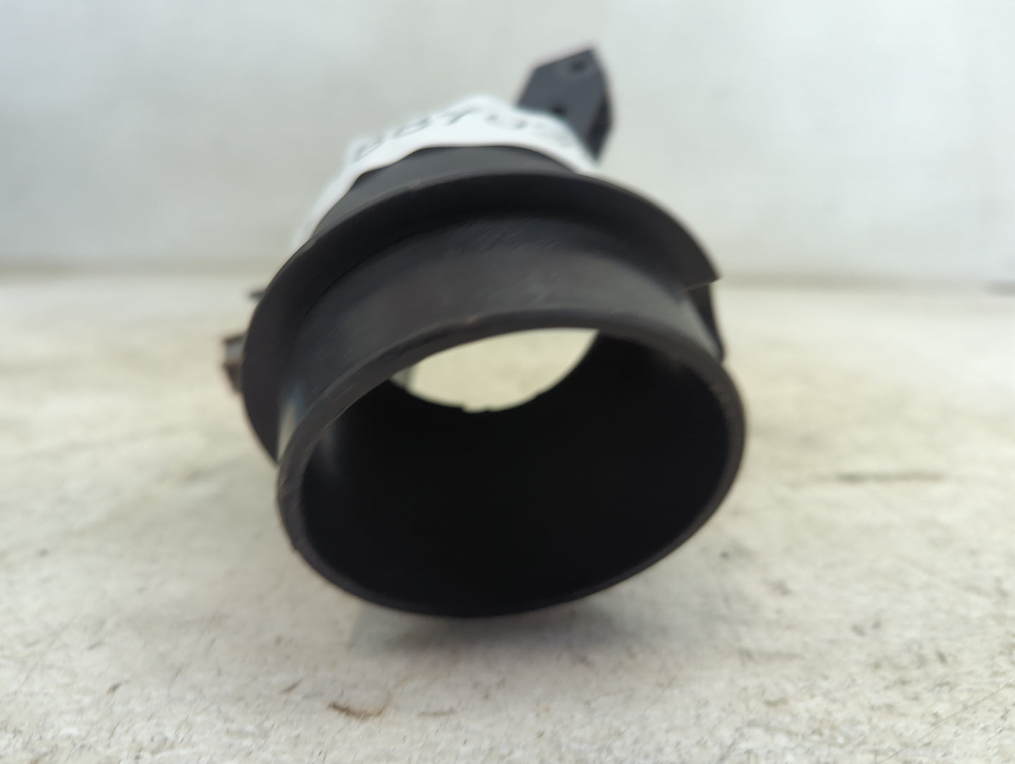 2018 Ford Escape Air Cleaner Intake Duct Hose Tube 1488703 - Oemusedautoparts1.com