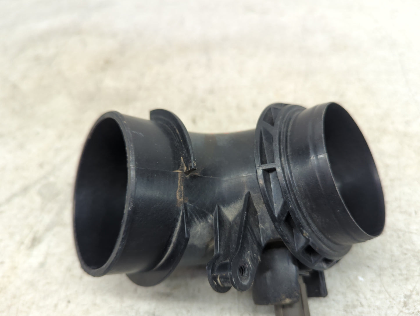 2018 Ford Escape Air Cleaner Intake Duct Hose Tube 1488703 - Oemusedautoparts1.com