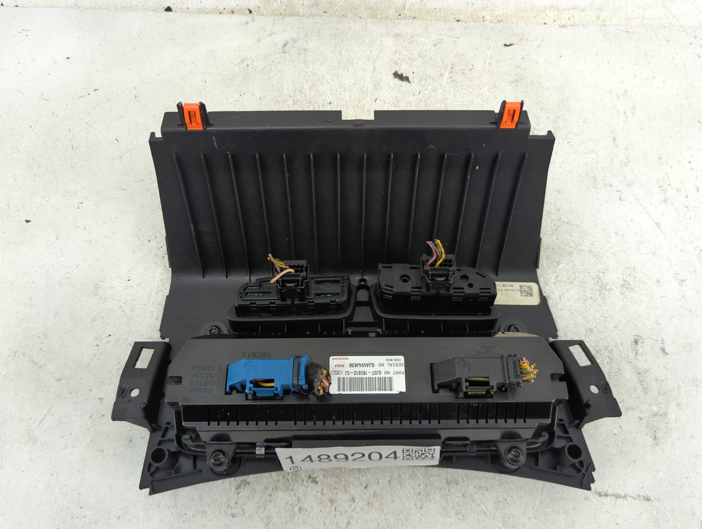 2018-2019 Ford Escape Climate Control Module Temperature AC/Heater Replacement P/N:GJ5T-18C612-CJ Fits Fits 2018 2019 OEM Us