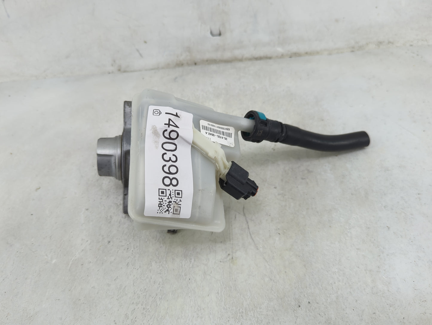 2013-2019 Ford Escape Brake Master Cylinder 1490398 - Oemusedautoparts1.com
