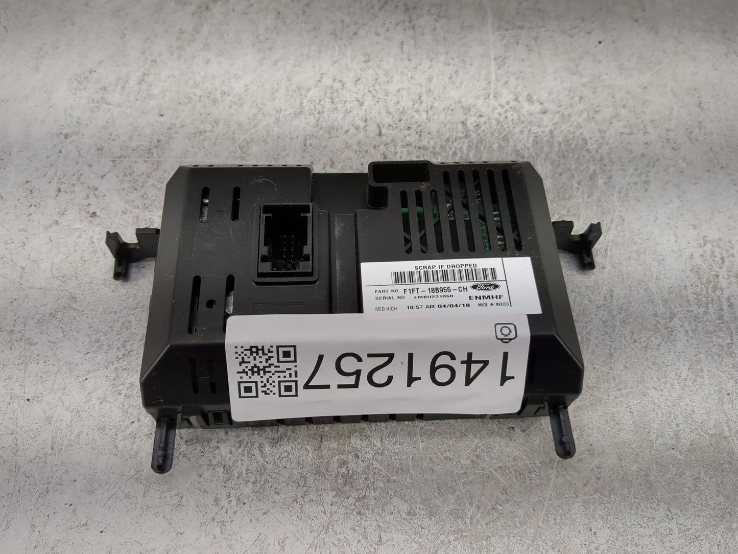 2017-2019 Ford Escape Information Display Screen 1491257 - Oemusedautoparts1.com