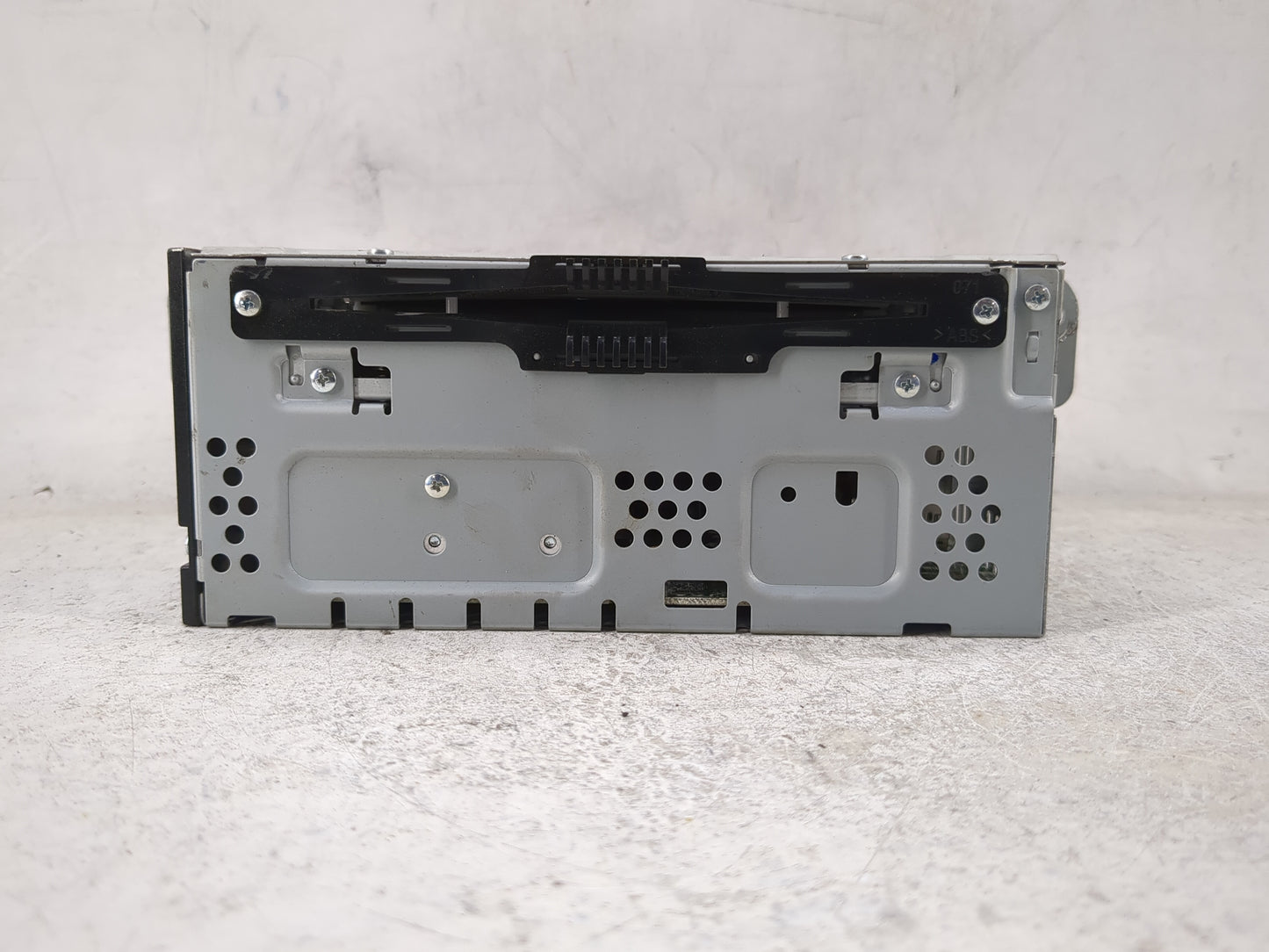 2017-2019 Ford Escape Radio AM FM Cd Player Receiver Replacement P/N:GJ5T-19C107-DD Fits Fits 2017 2018 2019 OEM Used Auto P
