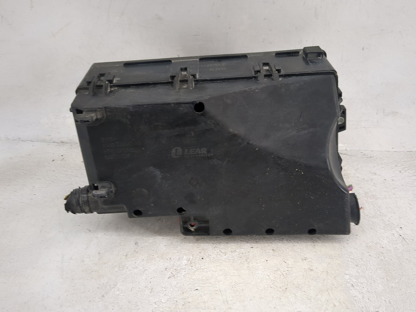 2018 Ford Escape Fusebox Fuse Box Panel Relay Module P/N:GJ7T-14A076-BA 8U2T-14B192-BA Fits OEM Used Auto Parts - Oemusedaut
