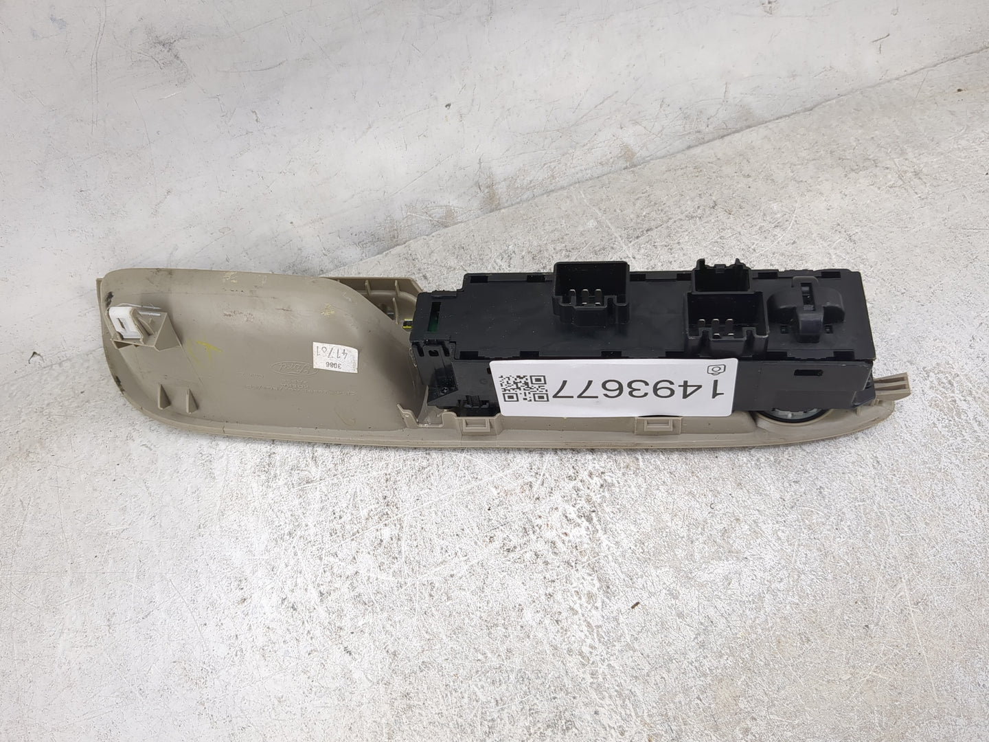 2013-2019 Ford Escape Master Power Window Switch Replacement Driver Side Left P/N:BM5T-14A132-AB Fits OEM Used Auto Parts - 