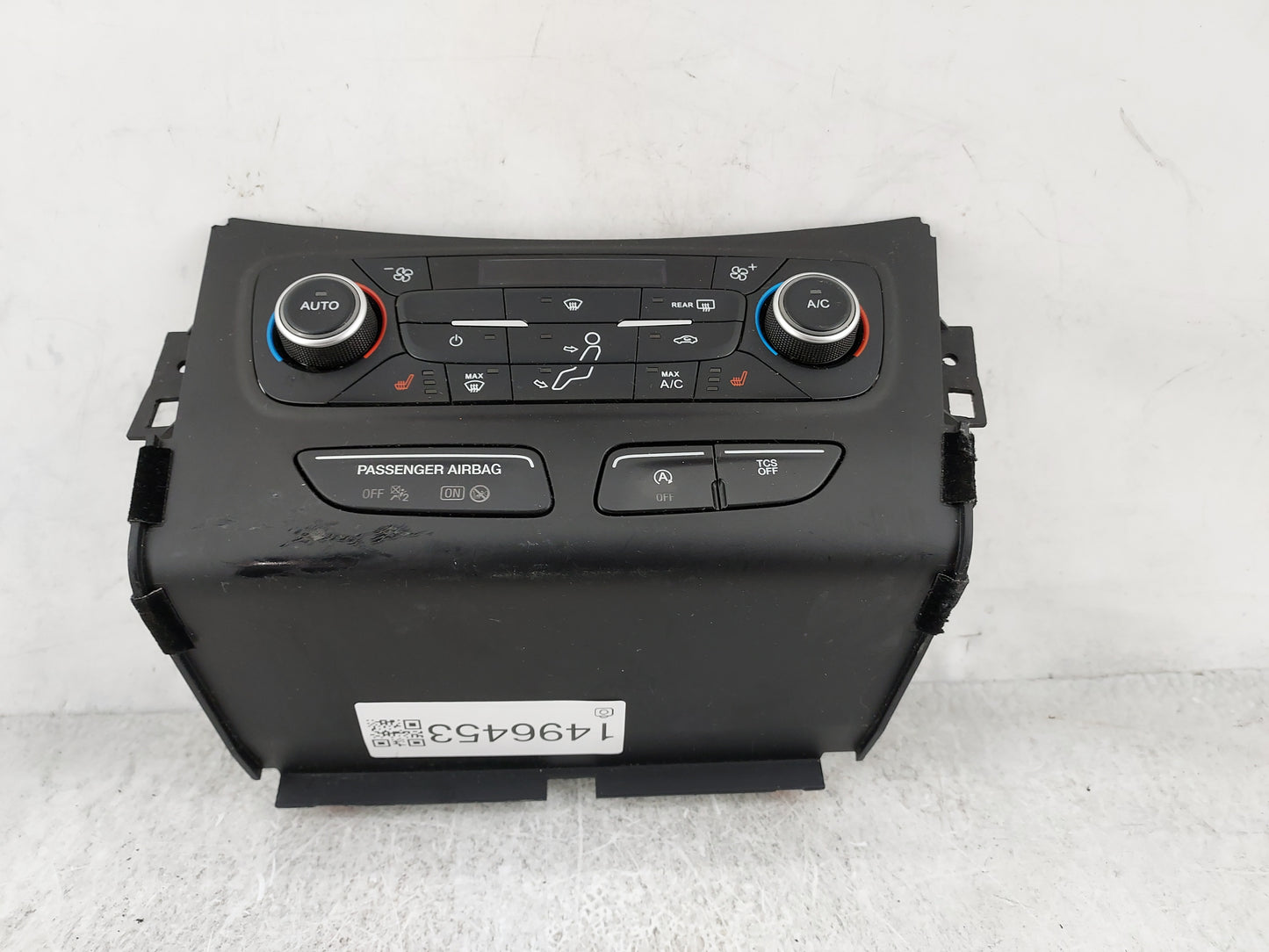 2017-2019 Ford Escape Climate Control Module Temperature AC/Heater Replacement P/N:GJ5T-18C612-CH GHAVH7C18E Fits OEM Used A
