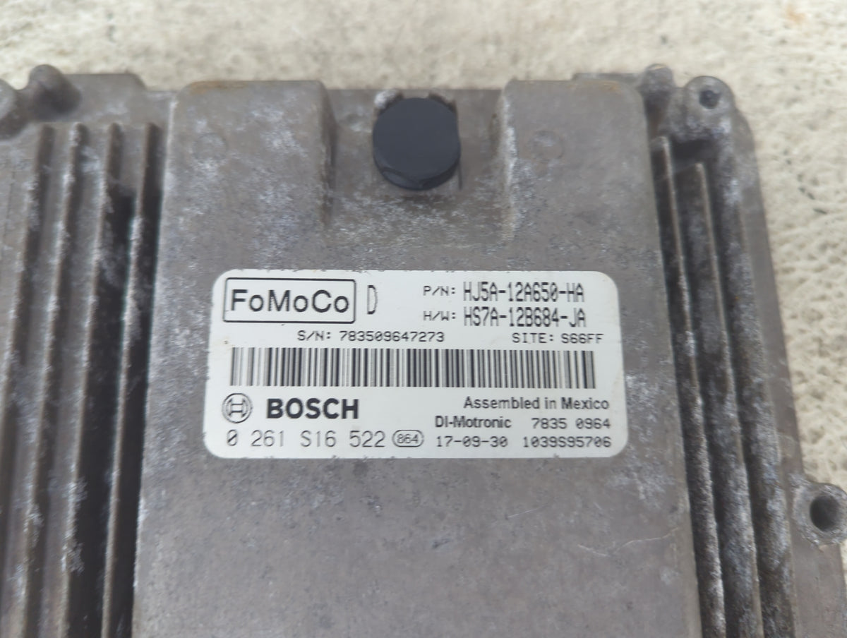2017-2018 Ford Escape PCM Engine Control Computer ECU ECM PCU OEM P/N:HJ5A-12A650-HA HS7A-12B684-JA Fits Fits 2017 2018 OEM 