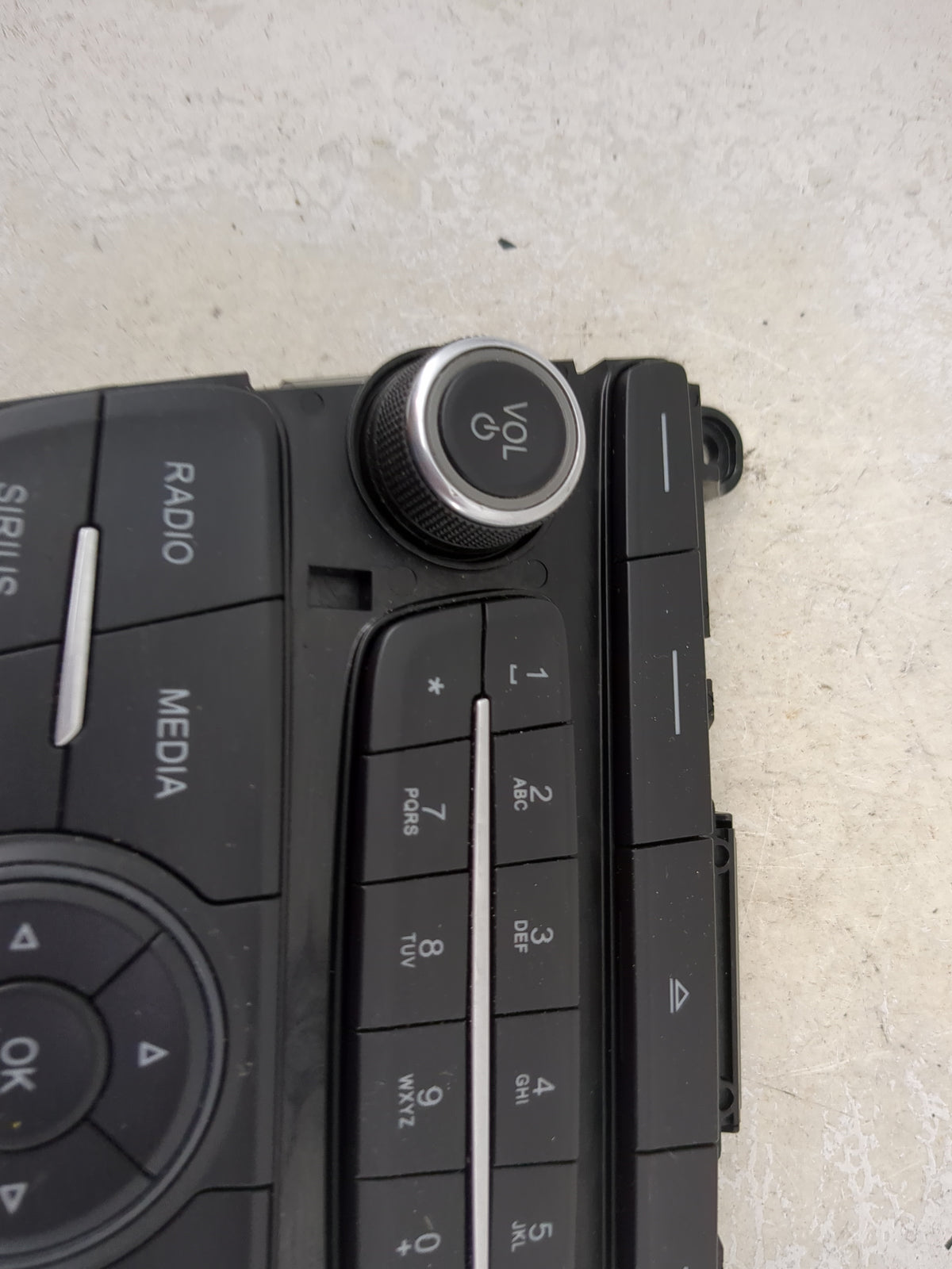 2017-2019 Ford Escape Radio Control Panel 1506774 - Oemusedautoparts1.com