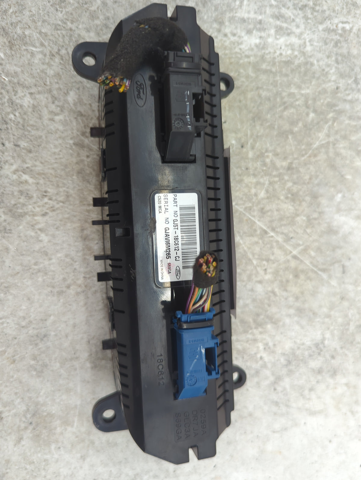 2018-2019 Ford Escape Climate Control Module Temperature AC/Heater Replacement P/N:GJ5T-18C612-CJ GJAV16M265 Fits Fits 2018 