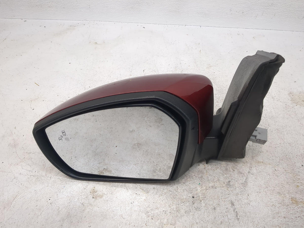 2017-2019 Ford Escape Driver Side View Mirror - Left Door Mirror OEM Used - Oemusedautoparts1.com