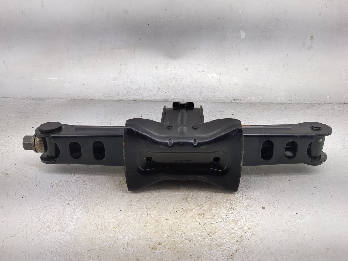 2018 Ford Escape Spare Scissor Car Jack 1512530 - Oemusedautoparts1.com
