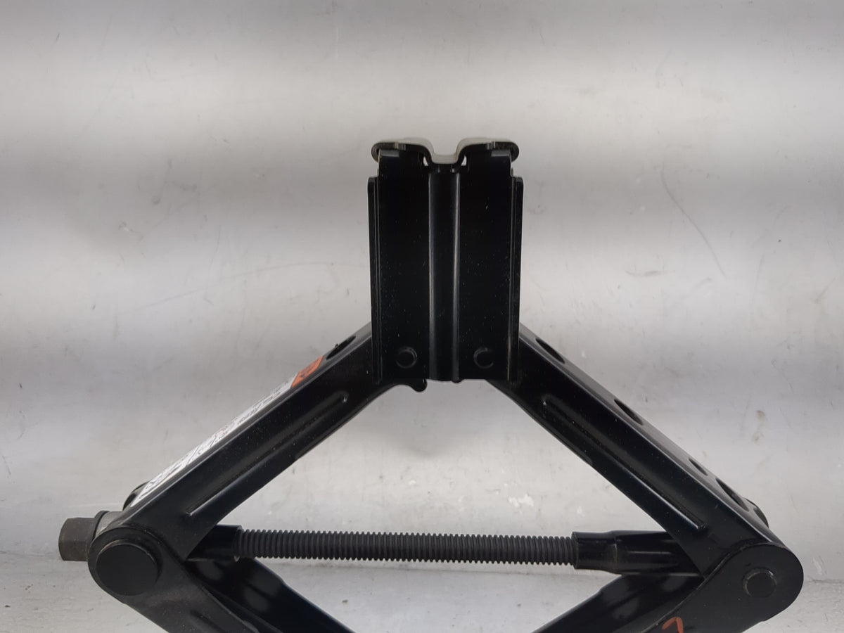 2018 Ford Escape Spare Scissor Car Jack 1512659 - Oemusedautoparts1.com