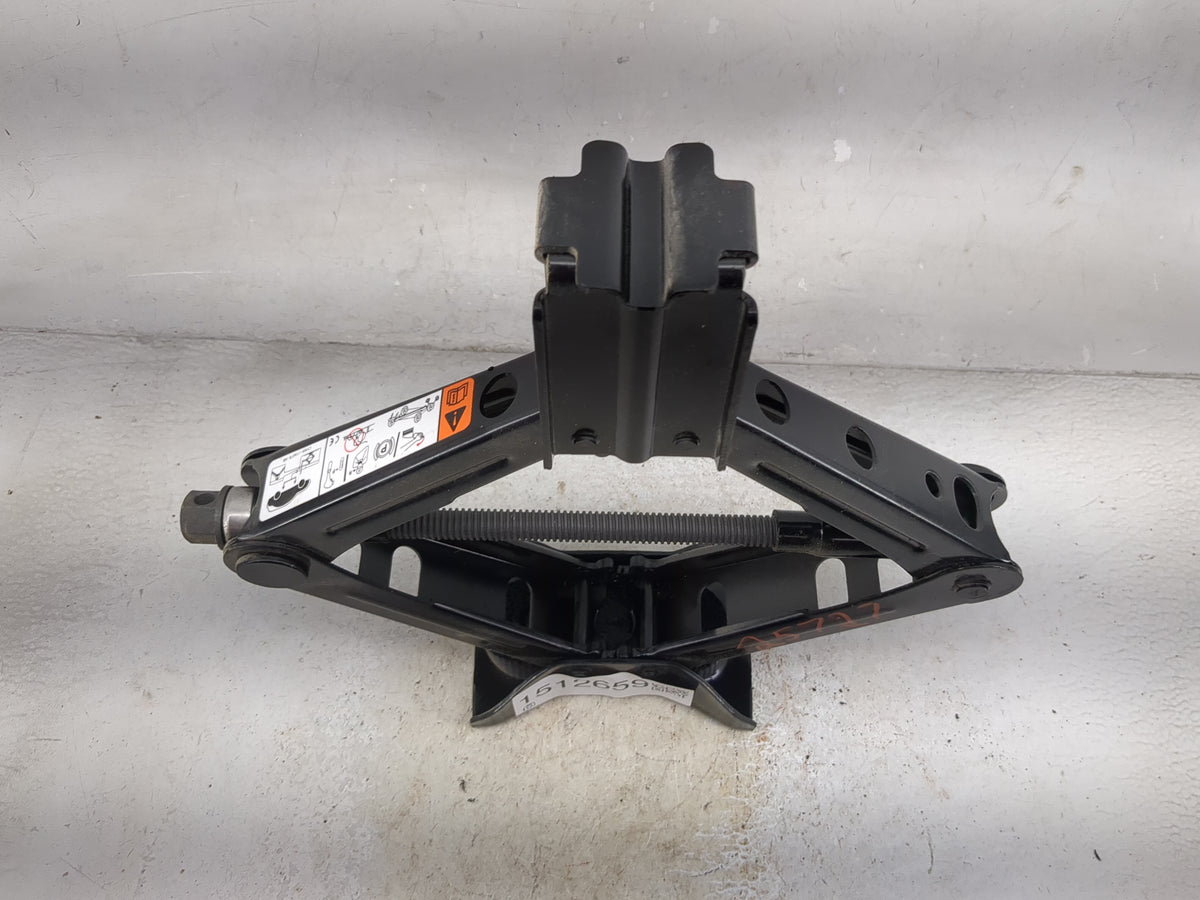 2018 Ford Escape Spare Scissor Car Jack 1512659 - Oemusedautoparts1.com