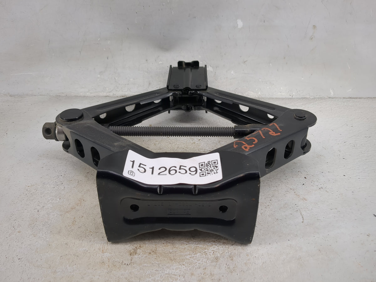 2018 Ford Escape Spare Scissor Car Jack 1512659 - Oemusedautoparts1.com