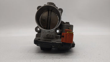 2017-2019 Ford Escape Throttle Body P/N:DS7G-9E991-BB DS7G-9F991-CA Fits Fits 2014 2015 2016 2017 2018 2019 OEM Used Auto Pa