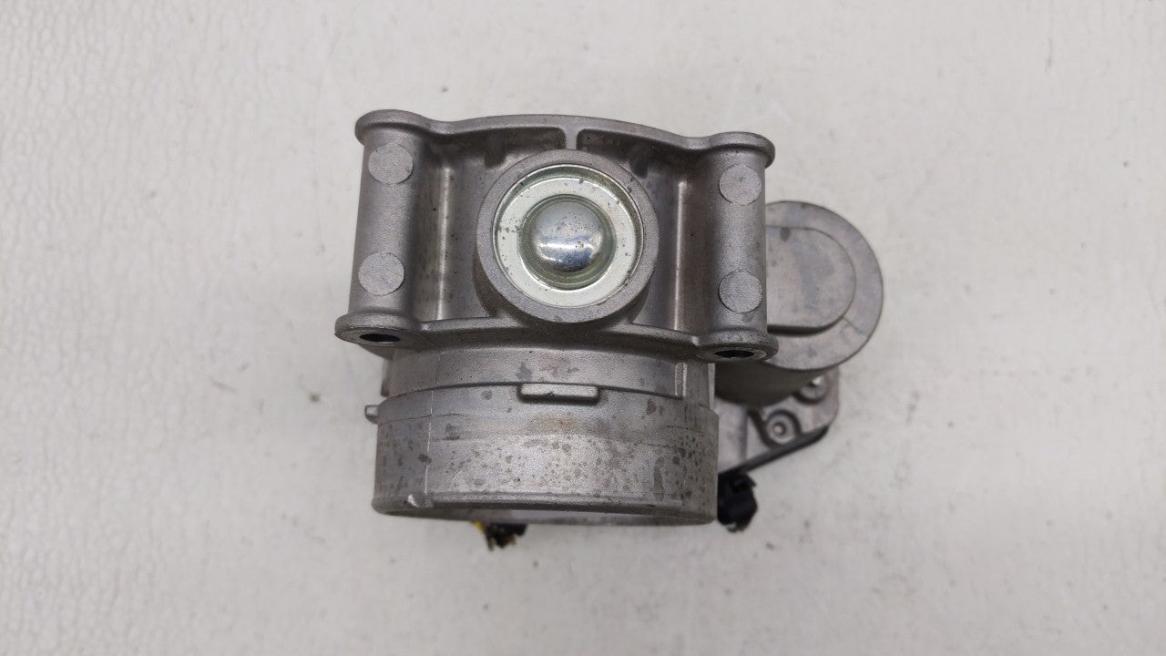 2013-2019 Ford Escape Throttle Body P/N:DS7E-9F991-AK DS7E-9F991-AD Fits Fits 2013 2014 2015 2016 2017 2018 2019 2020 OEM Us