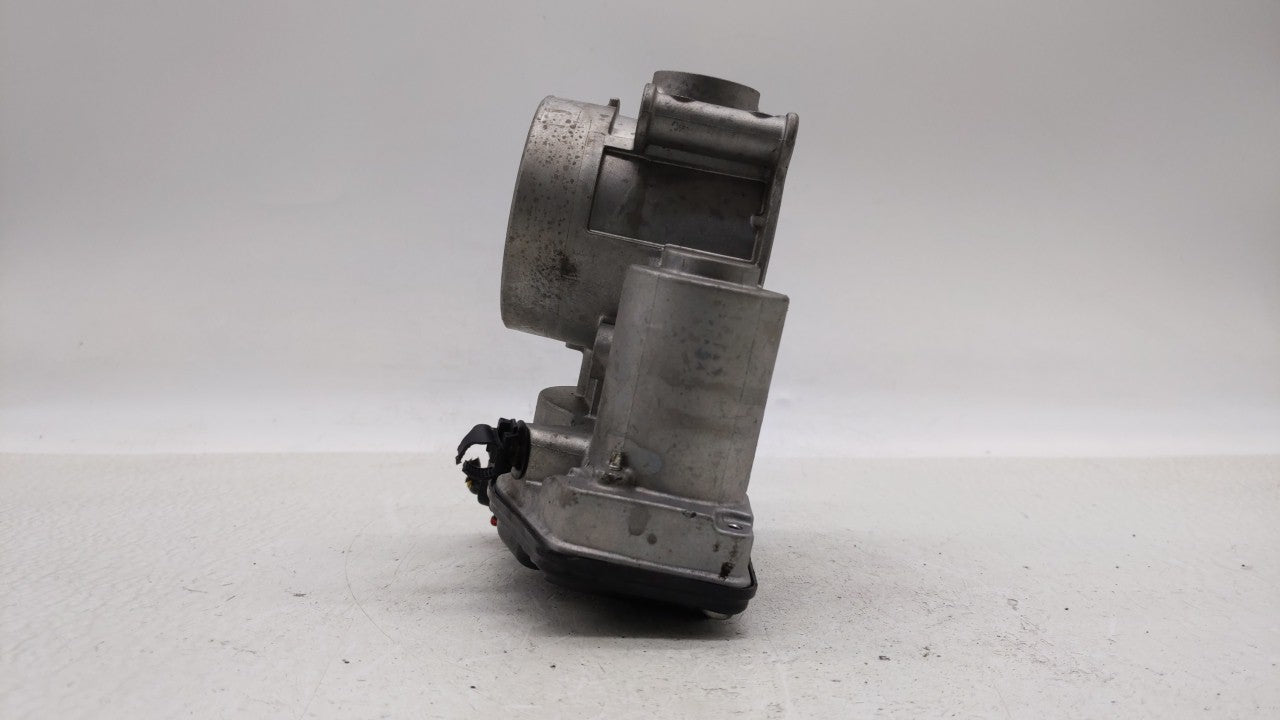 2013-2019 Ford Escape Throttle Body P/N:DS7E-9F991-AK DS7E-9F991-AD Fits Fits 2013 2014 2015 2016 2017 2018 2019 2020 OEM Us