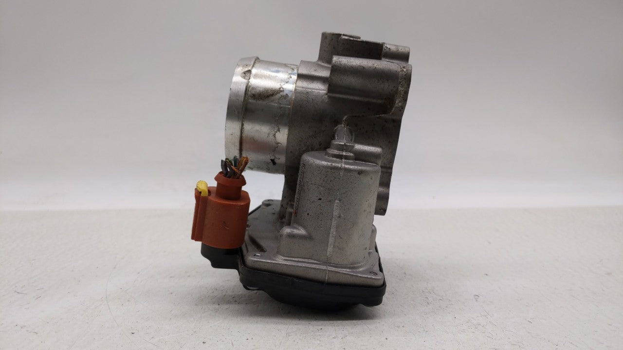 2017-2019 Ford Escape Throttle Body P/N:DS7G-9F991-BB DS7G-9E991-BB, DS7G-9F991-CA Fits Fits 2014 2015 2016 2017 2018 2019 O