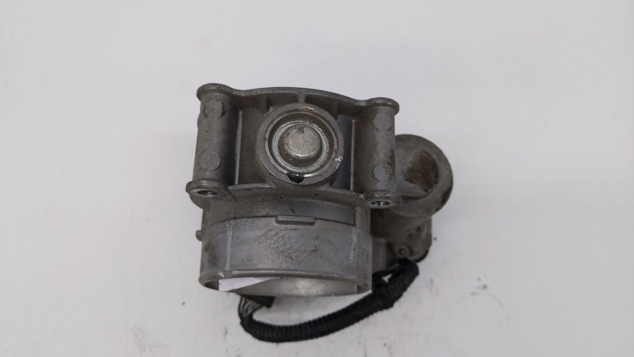 2013-2019 Ford Escape Throttle Body P/N:DS7E-9F991-AK DS7E-9F991-AD Fits Fits 2013 2014 2015 2016 2017 2018 2019 2020 OEM Us