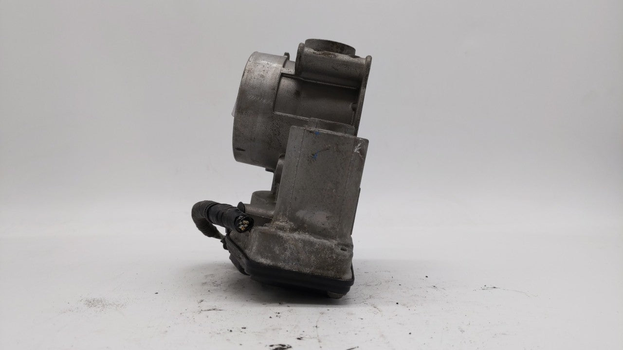 2013-2019 Ford Escape Throttle Body P/N:DS7E-9F991-AK DS7E-9F991-AD Fits Fits 2013 2014 2015 2016 2017 2018 2019 2020 OEM Us